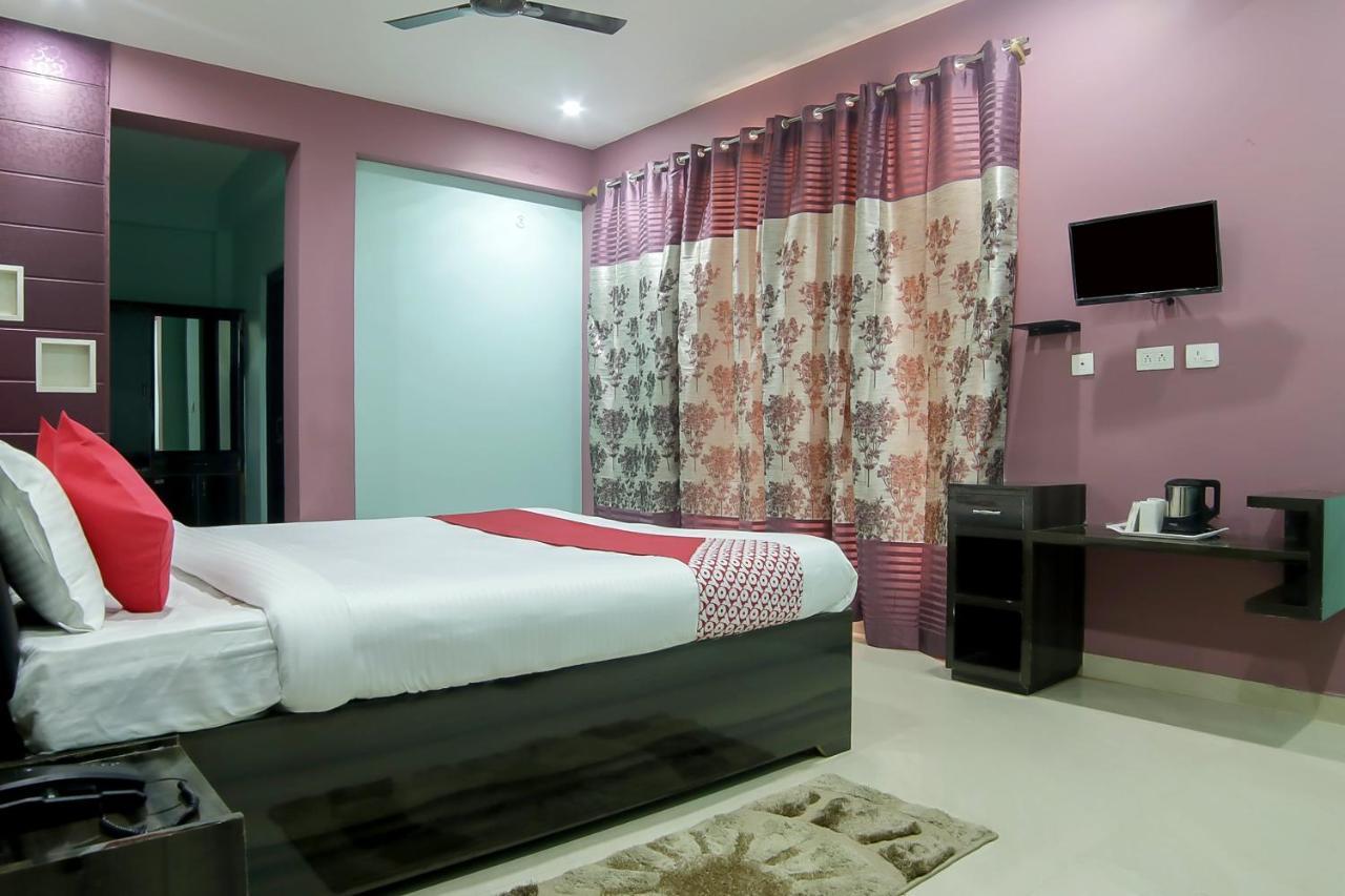 Oyo 30488 Satkar Hotel Pithoragarh Exterior photo